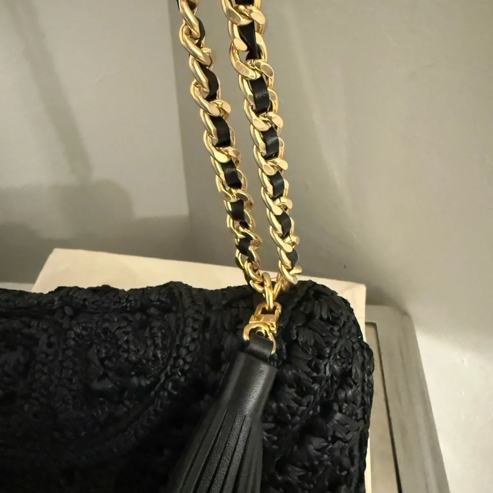 Tory Burch Fleming Raffia  Convertible Shoulder